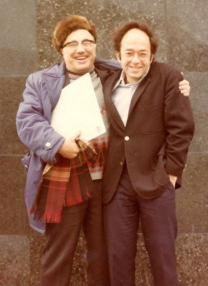 Figure 2 : Jerry Ostriker (à droite) avec Yakov Zel’dovich (1976). Photographie transmise par la famille Ostriker